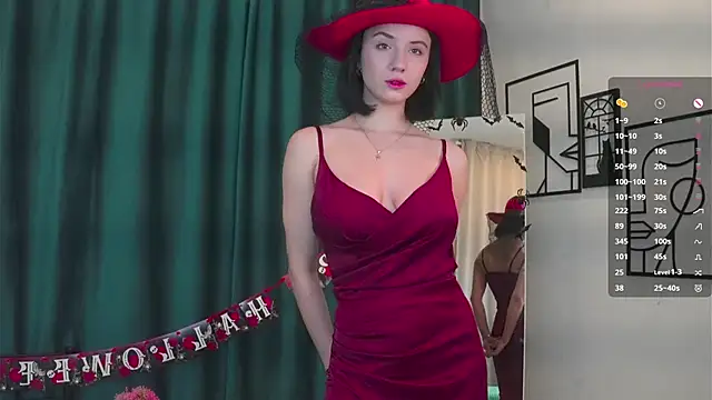 Snapshot of ElvaHilby chatting on October 31, 2025, 1:13 am ElvaHilby online show from October 31, 2025, 1:13 am