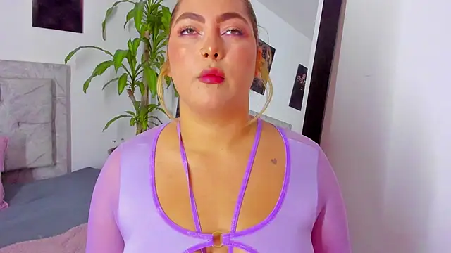 Dulceedens 1 online show from October 27, 2025, 10:00 pm