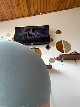 Snapshot of Gabriela-Parker_ chatting on February 19, 2025, 6:43 pm Gabriela-Parker  online show from February 19, 2025, 6:43 pm