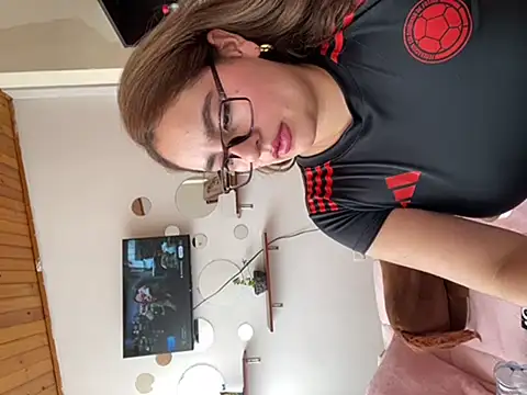 Snapshot of Gabriela-Parker_ chatting on March 20, 2025, 6:20 pm Gabriela-Parker  online show from March 20, 2025, 6:20 pm