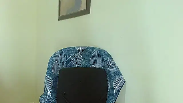 katerineleon online show from October 3, 2025, 9:16 pm