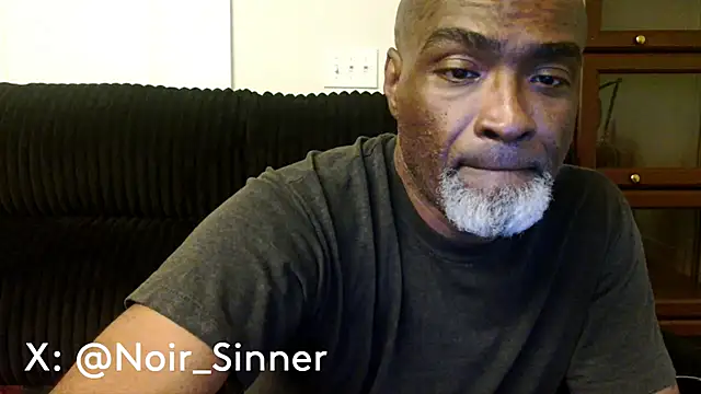 Snapshot of sinnernoir chatting on June 3, 2026, 3:07 am sinnernoir online show from June 3, 2026, 3:07 am