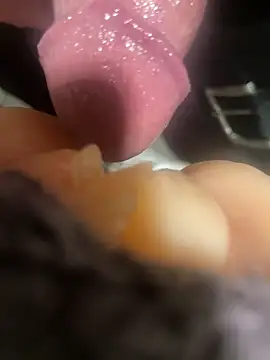 Snapshot of edgher646 chatting on March 4, 2025, 2:38 am edgher646 online show from March 4, 2025, 2:38 am