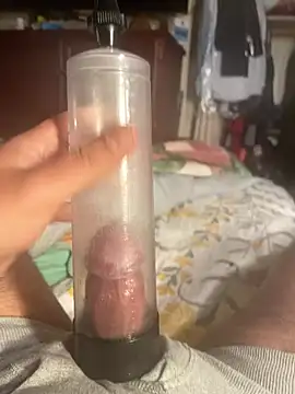 Snapshot of edgher646 chatting on January 13, 2025, 2:00 pm edgher646 online show from January 13, 2025, 2:00 pm