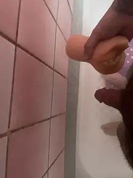 Snapshot of edgher646 chatting on January 18, 2025, 4:21 pm edgher646 online show from January 18, 2025, 4:21 pm