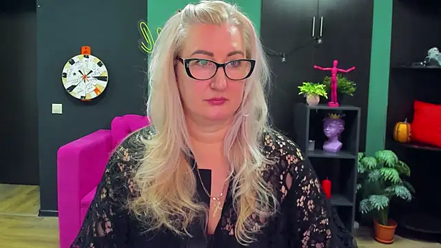 ChristyBrooks online show from February 25, 2025, 7:27 pm