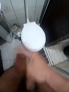 Snapshot of Lucastranzao chatting on October 4, 2025, 5:31 am Lucastranzao online show from October 4, 2025, 5:31 am