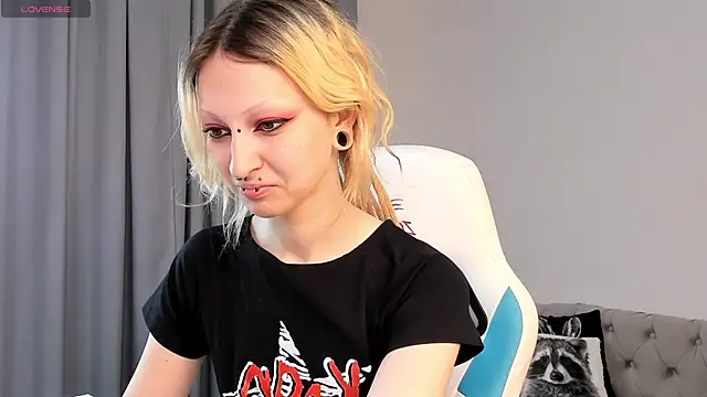 Lexy-Woorhez online show from October 17, 2025, 11:45 am