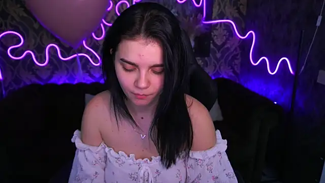 ShinyShyy online show from February 16, 2025, 10:21 am