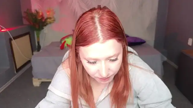 Snapshot of Ruby_Rubarb chatting on January 31, 2025, 5:42 pm Ruby Rubarb online show from January 31, 2025, 5:42 pm