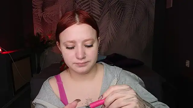 Snapshot of Ruby_Rubarb chatting on January 31, 2025, 2:39 pm Ruby Rubarb online show from January 31, 2025, 2:39 pm