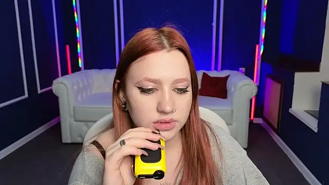 Snapshot of Ruby_Rubarb chatting on January 7, 2025, 2:30 pm Ruby Rubarb online show from January 7, 2025, 2:30 pm