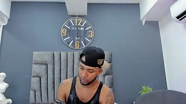 Robin Rief online show from March 29, 2026, 7:37 pm