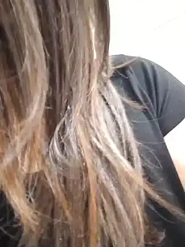 Snapshot of Kamilya_767 chatting on March 19, 2025, 4:47 am Kamilya 767 online show from March 19, 2025, 4:47 am