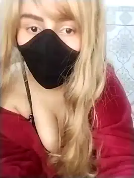 Snapshot of Kamilya_767 chatting on January 24, 2025, 4:48 am Kamilya 767 online show from January 24, 2025, 4:48 am