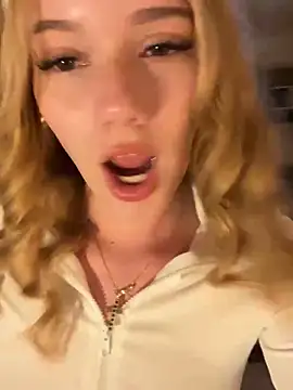 NicoleCut online show from February 10, 2025, 12:41 am