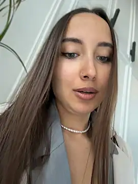 VelvetVixenI online show from July 12, 2026, 5:03 pm