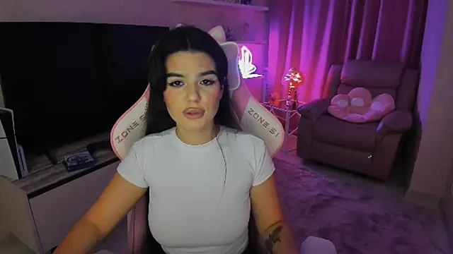 AlluringAriel online show from September 16, 2025, 7:26 pm