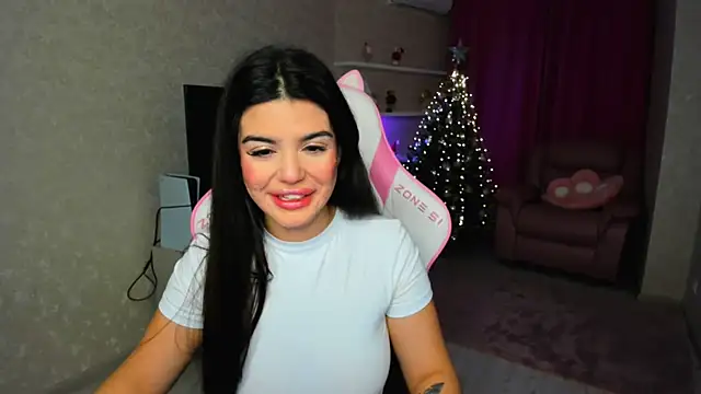 Snapshot of AlluringAriel chatting on December 16, 2025, 7:29 pm AlluringAriel online show from December 16, 2025, 7:29 pm