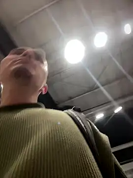 Snapshot of adam-rivera chatting on October 17, 2025, 10:11 pm adam-rivera online show from October 17, 2025, 10:11 pm