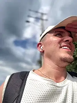 Snapshot of adam-rivera chatting on September 23, 2025, 7:43 pm adam-rivera online show from September 23, 2025, 7:43 pm