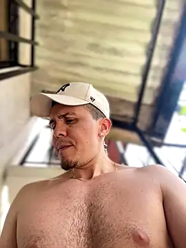 Snapshot of adam-rivera chatting on September 19, 2025, 3:16 pm adam-rivera online show from September 19, 2025, 3:16 pm