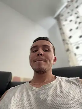 adam-rivera online show from April 4, 2026, 3:07 pm