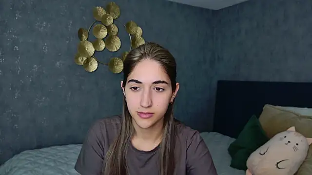 Teresa Stane online show from February 18, 2025, 1:33 pm