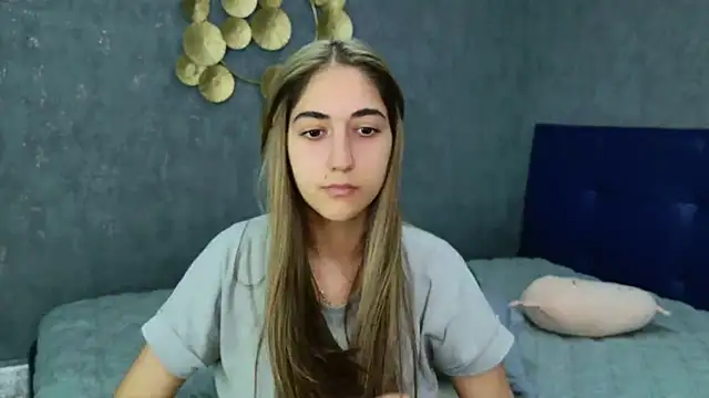 Teresa Stane online show from February 26, 2025, 5:46 am