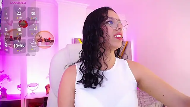 Snapshot of Aurora_Brownn chatting on March 22, 2025, 4:24 am Aurora Brownn online show from March 22, 2025, 4:24 am