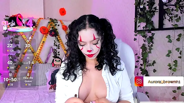 Snapshot of Aurora_Brownn chatting on October 31, 2025, 5:26 am Aurora Brownn online show from October 31, 2025, 5:26 am