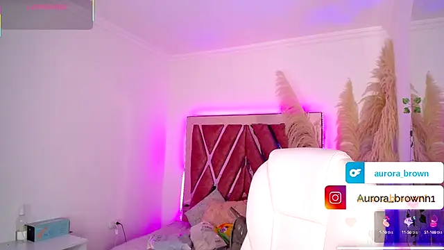 Snapshot of Aurora_Brownn chatting on September 20, 2025, 5:01 am Aurora Brownn online show from September 20, 2025, 5:01 am