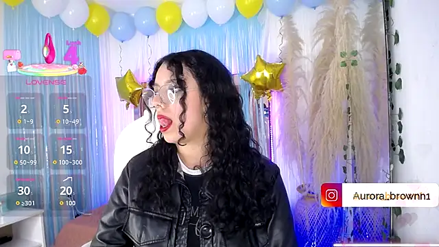 Snapshot of Aurora_Brownn chatting on September 29, 2025, 1:45 am Aurora Brownn online show from September 29, 2025, 1:45 am