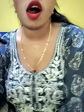 Snapshot of Haniya-143 chatting on September 11, 2025, 4:18 pm Haniya-143 online show from September 11, 2025, 4:18 pm