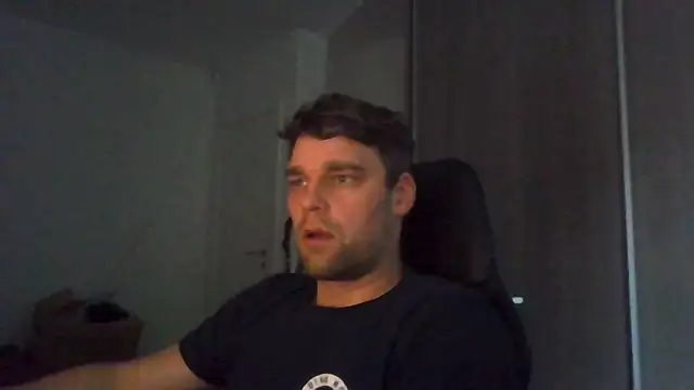 Snapshot of The_big_viking_ chatting on October 4, 2025, 12:39 pm The big viking online show from October 4, 2025, 12:39 pm