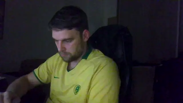 Snapshot of The_big_viking_ chatting on October 21, 2025, 9:36 pm The big viking online show from October 21, 2025, 9:36 pm