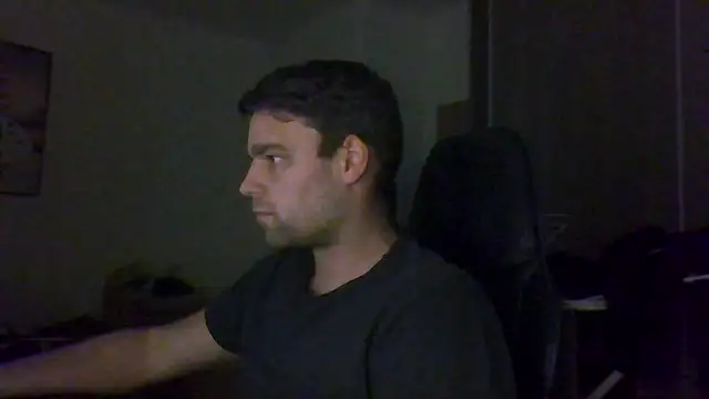 Snapshot of The_big_viking_ chatting on October 1, 2025, 8:35 pm The big viking online show from October 1, 2025, 8:35 pm