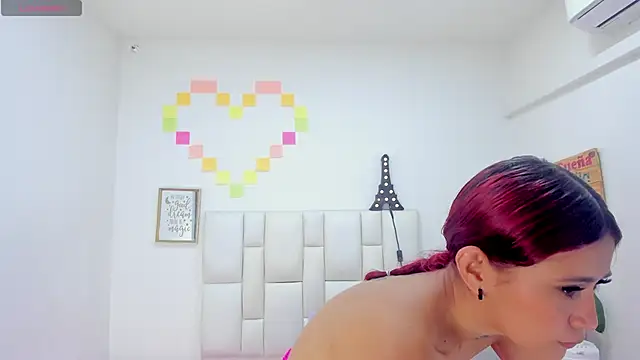 miaa-sofiaa online show from December 24, 2024, 4:40 pm