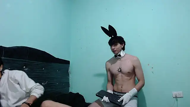 Snapshot of pervertsteens3 chatting on October 23, 2025, 6:12 am pervertsteens3 online show from October 23, 2025, 6:12 am