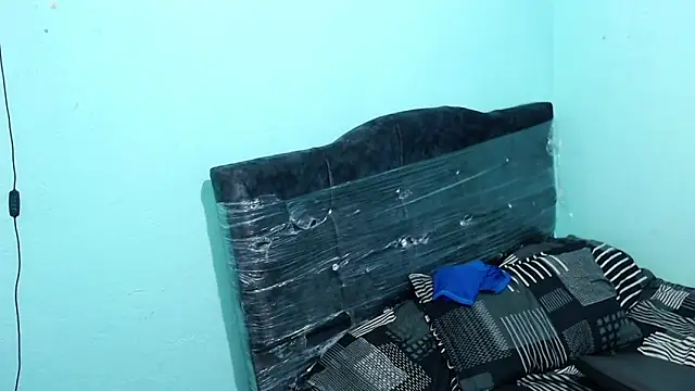 Snapshot of pervertsteens3 chatting on October 4, 2025, 6:48 am pervertsteens3 online show from October 4, 2025, 6:48 am