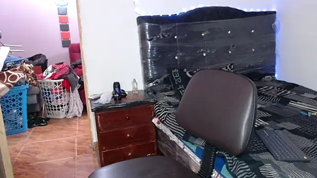 Snapshot of pervertsteens3 chatting on November 11, 2025, 9:09 pm pervertsteens3 online show from November 11, 2025, 9:09 pm