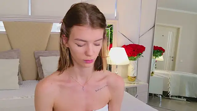 MeganMour online show from November 24, 2025, 5:02 pm