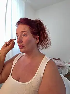 Snapshot of Engel_mia chatting on September 18, 2025, 10:18 am Engel mia online show from September 18, 2025, 10:18 am