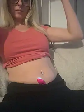 Snapshot of vera_jim chatting on October 1, 2025, 7:51 pm vera jim online show from October 1, 2025, 7:51 pm