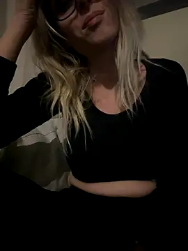 Snapshot of vera_jim chatting on October 5, 2025, 7:59 pm vera jim online show from October 5, 2025, 7:59 pm