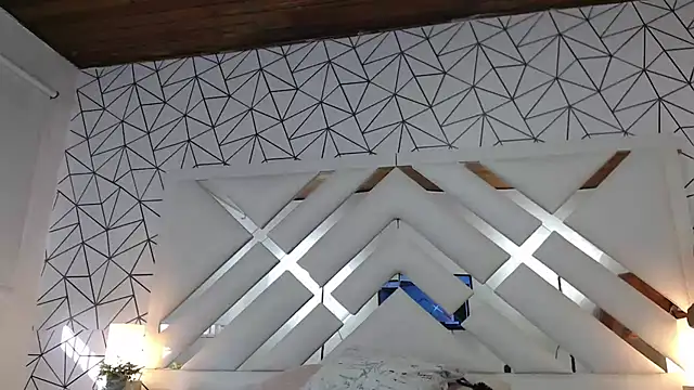 Snapshot of KYOO_LENOXX chatting on March 3, 2025, 12:39 pm KYOO LENOXX online show from March 3, 2025, 12:39 pm