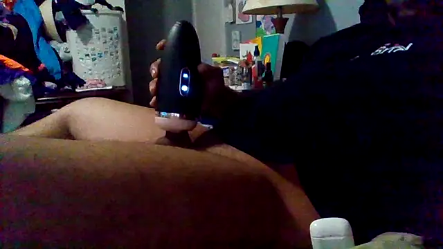 Creationmonster0 online show from October 30, 2025, 7:11 pm