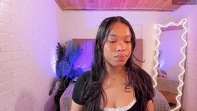 Snapshot of penelope_tay1 chatting on February 15, 2025, 3:52 am penelope tay1 online show from February 15, 2025, 3:52 am