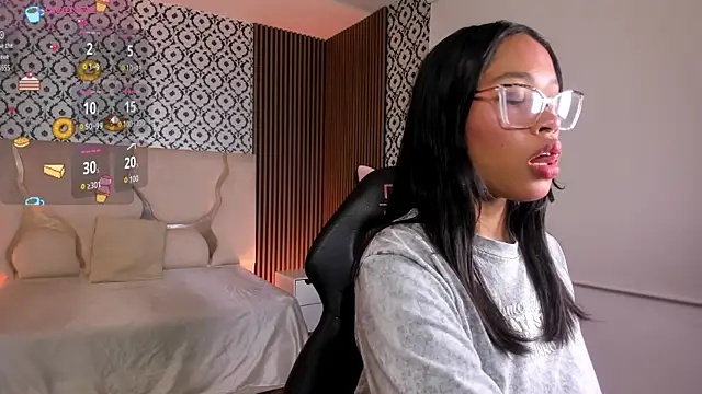 penelope tay1 online show from December 5, 2025, 3:38 am