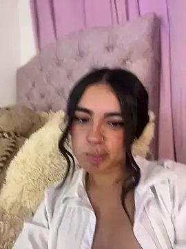 Emily-14 online show from December 17, 2024, 8:12 am